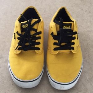 Vans Chukka’s Men’s size 12